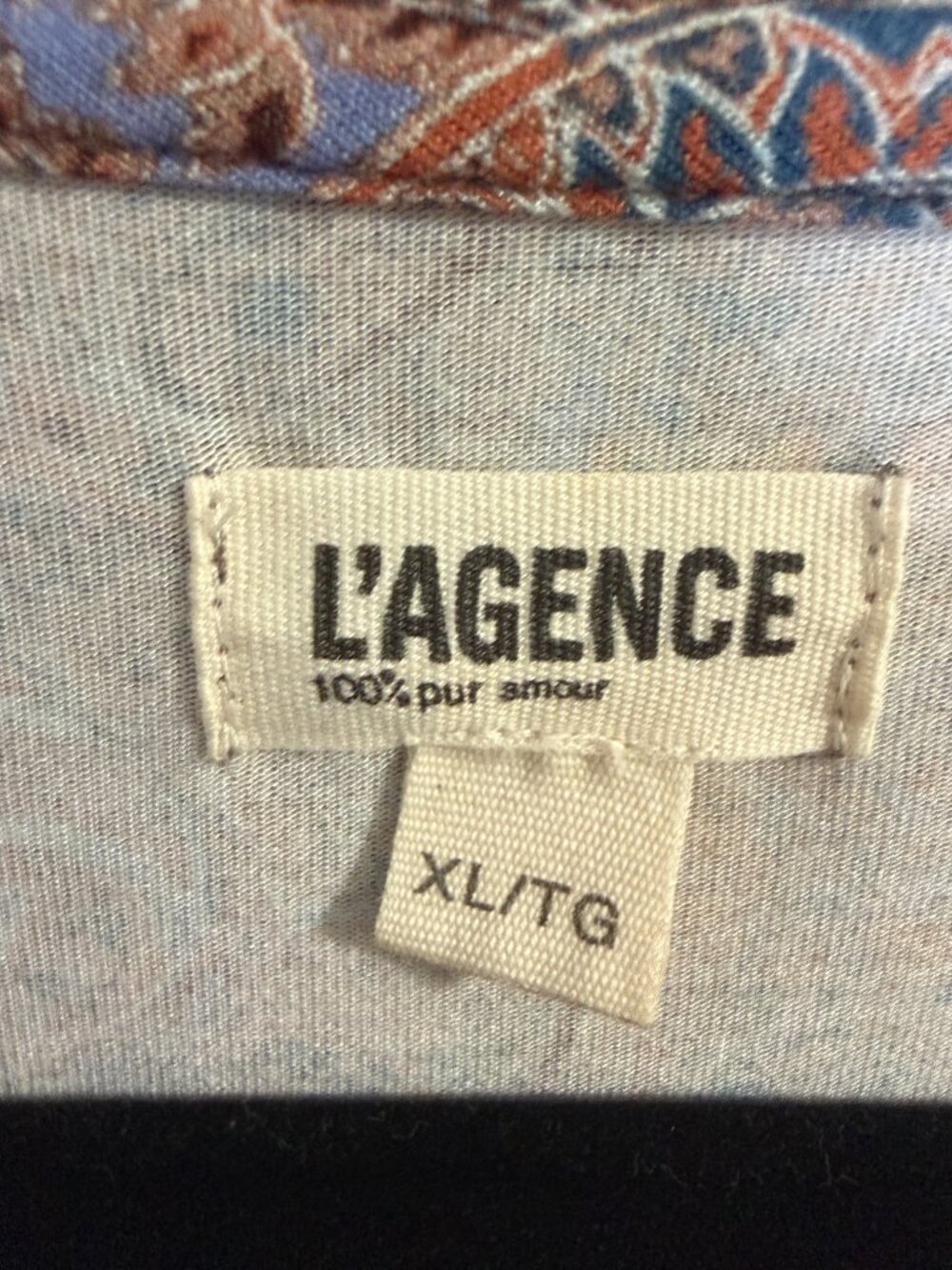L'AGENCE Ressi Tee in French Paisley Periwinkle XL Rare NWOT New Extra Large - Picture 10 of 14